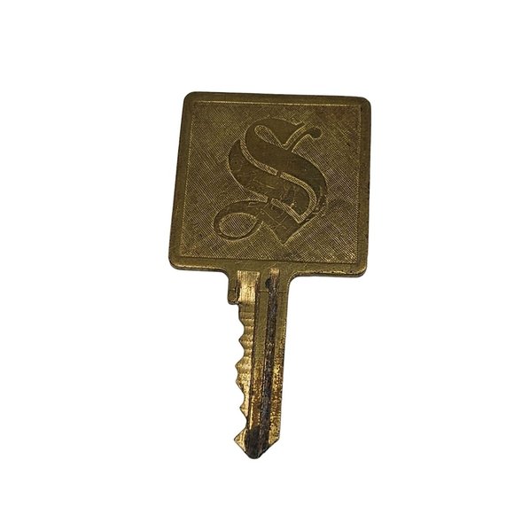 Vintage Hotel Room Key S Logo Room 1005 - Picture 1 of 8